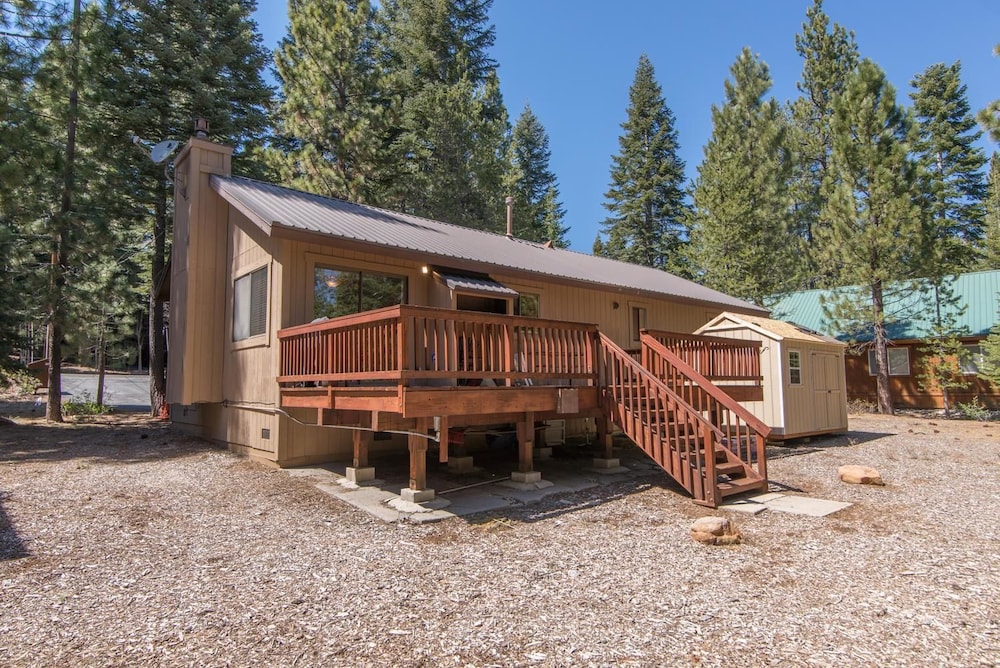 Ramsey by RedAwning — 4-Star Luxury Hotel in Truckee, United States