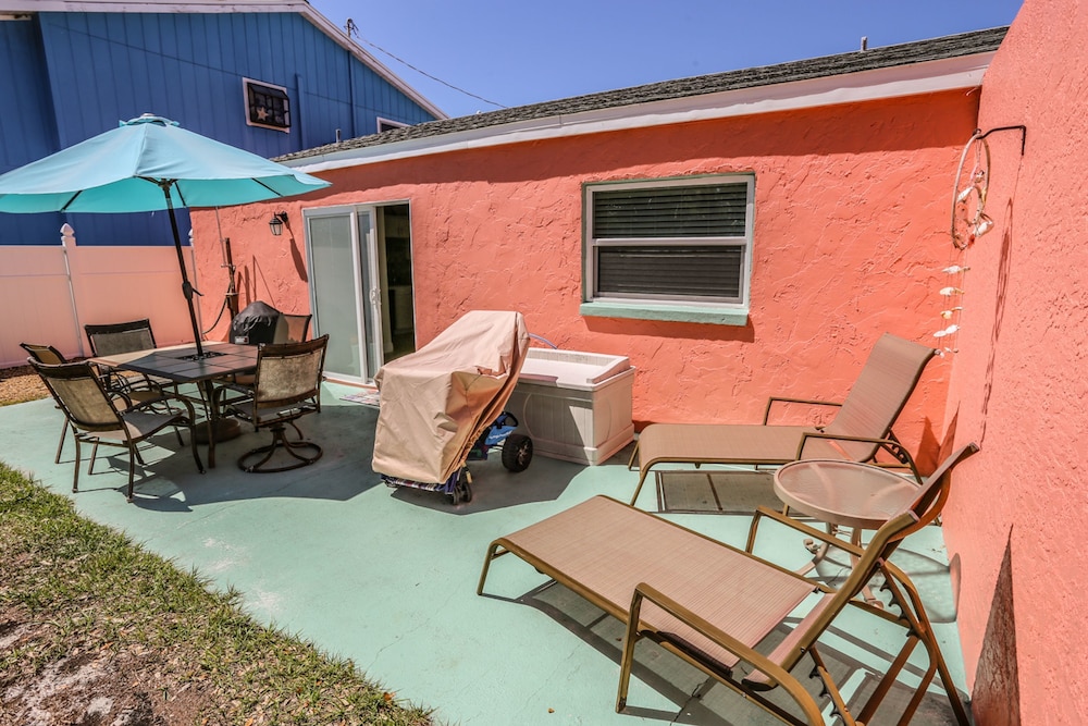 Coral by the Sea 3052 Sleeps 6 Walk to Beach - photo 2