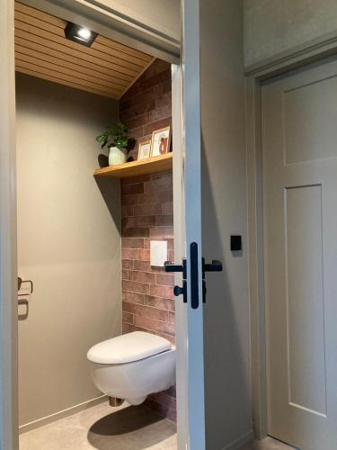 Tinyhouse 32 Stavoren — Unknown City — photo 3