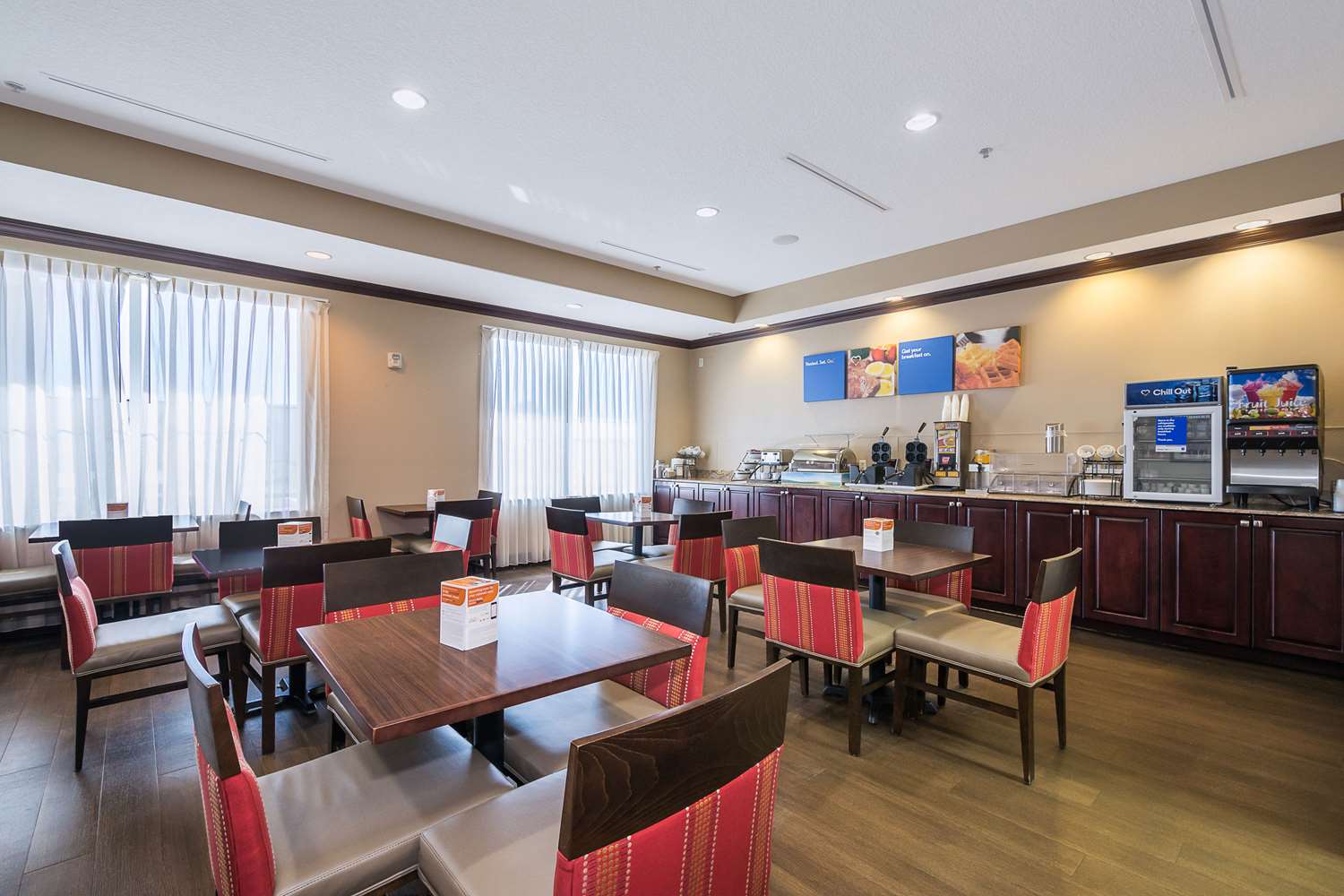 Comfort Inn and Suites Maingate South - photo 13