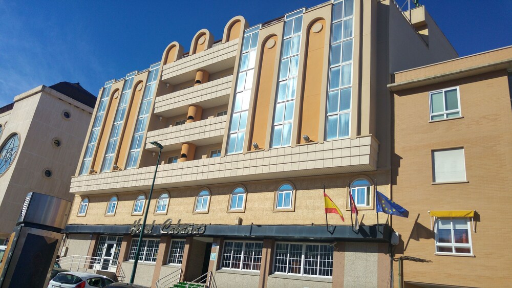 Hotel Cabañas — hotel in Puertollano