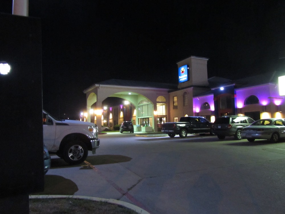 Executive Inn and Suites Wichita Falls - photo 60