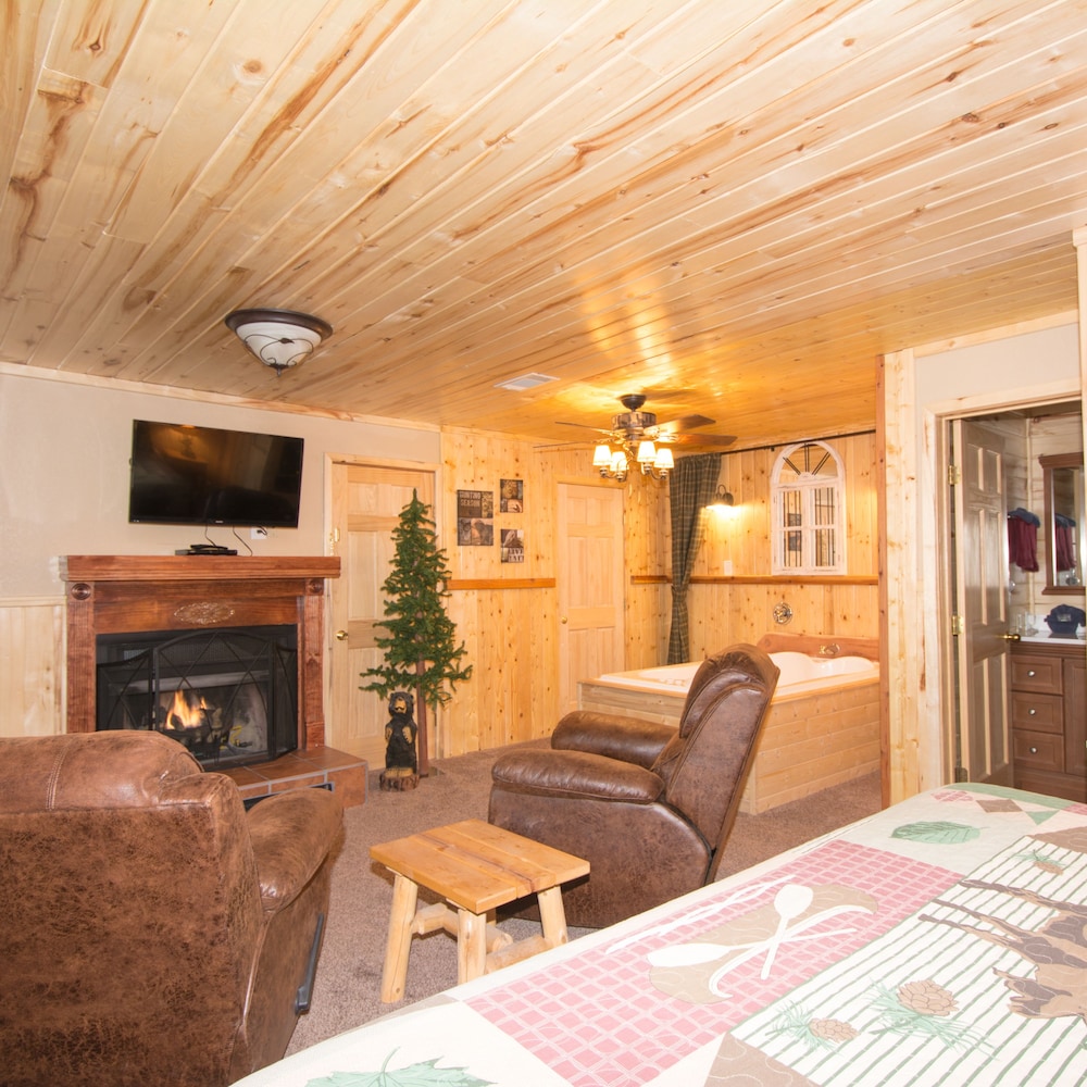 Upper Canyon Inn & Cabins - photo 67