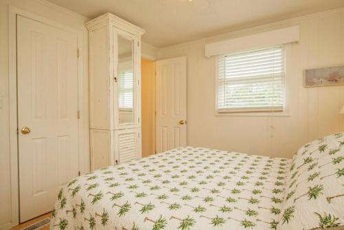 Sunkissed 2 by Oak Island Accommodations - photo 36
