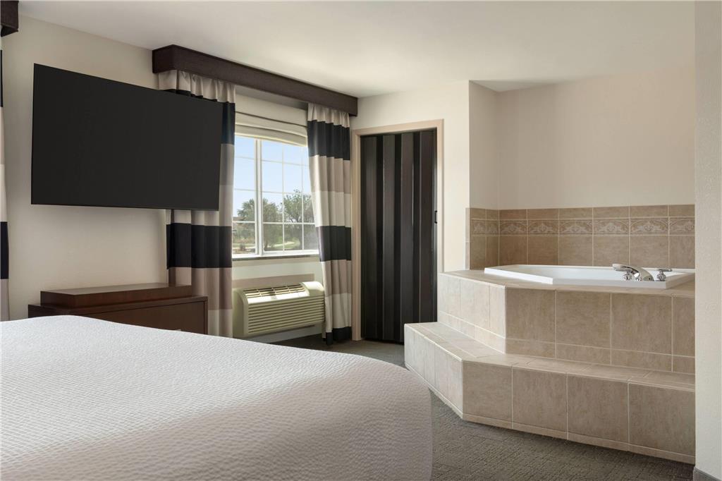 Ramada by Wyndham Del Rio - photo 29