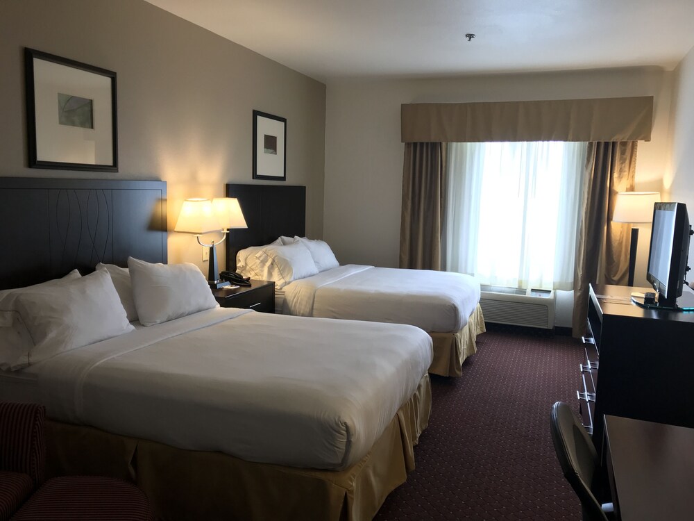 Holiday Inn Express Syracuse Fairgrounds by IHG - photo 12