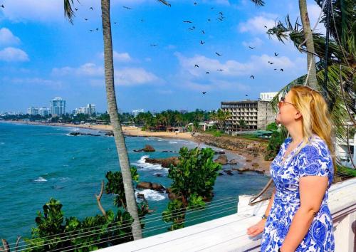 Modern luxury Condo 3 bedroom and 3 bathrooms — 4-Star Luxury Hotel in Dehiwala-Mount Lavinia, Sri Lanka