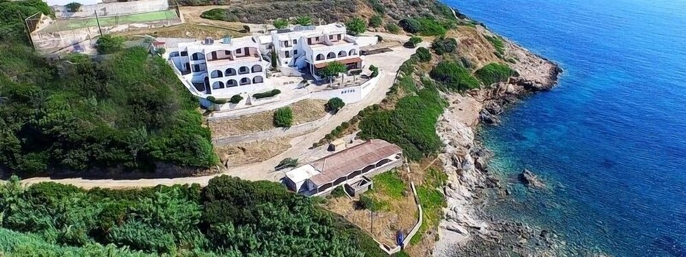 Prapas Apartments — Kythira — photo 3
