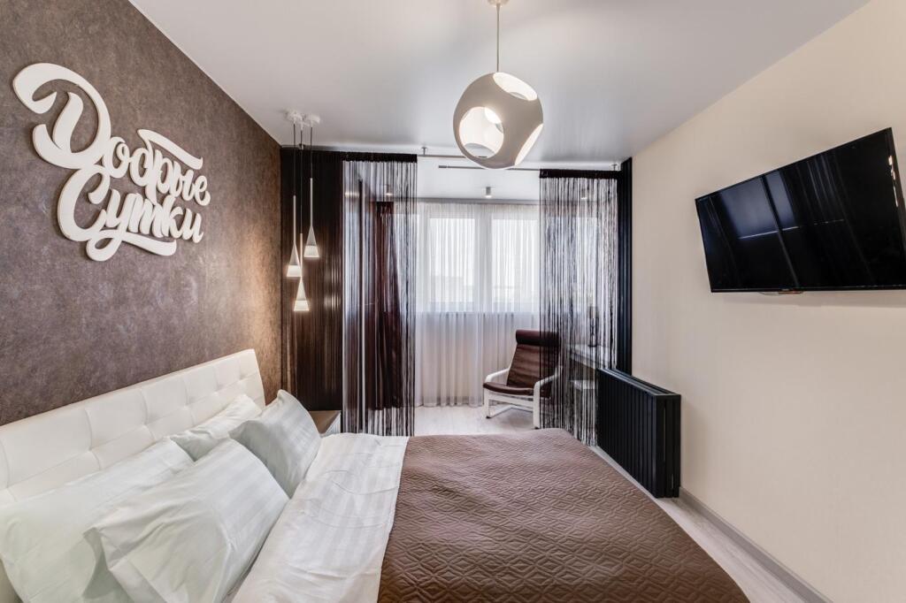 Good Day on Borodinsky Boulevard 12 in Podolsk, Russia