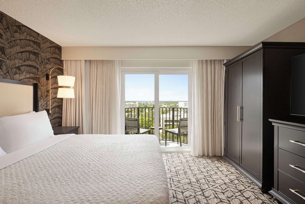 Embassy Suites by Hilton Fort Lauderdale 17th Street - photo 25