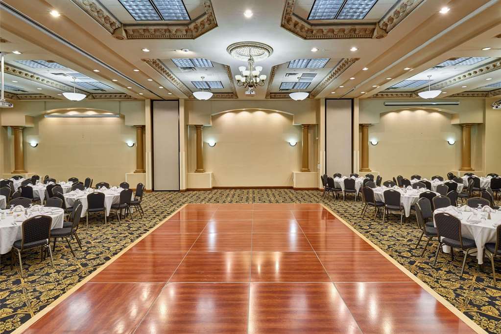 Radisson Hotel El Paso Airport - photo 18