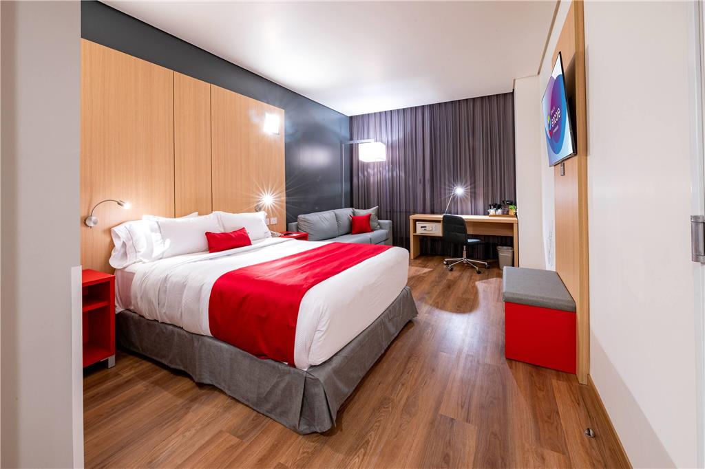 Guest room