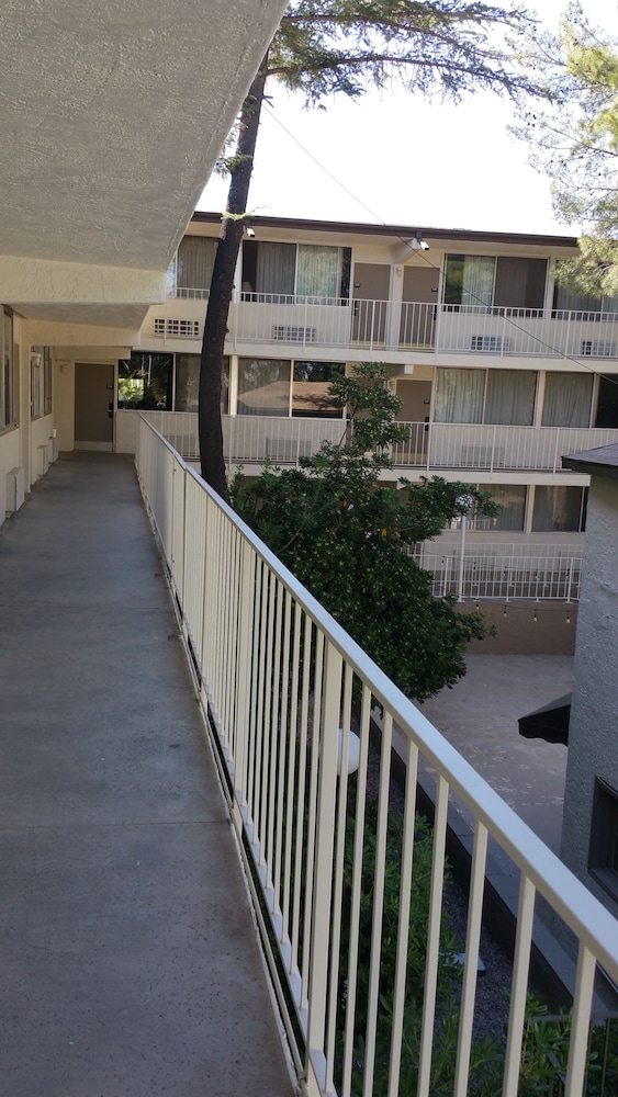 Mariposa Hotel - photo 42