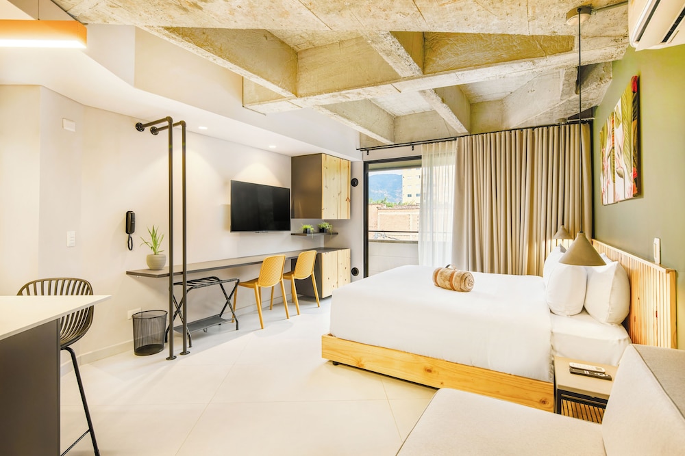 Firenze Lofts - last minute hotel in Medellin