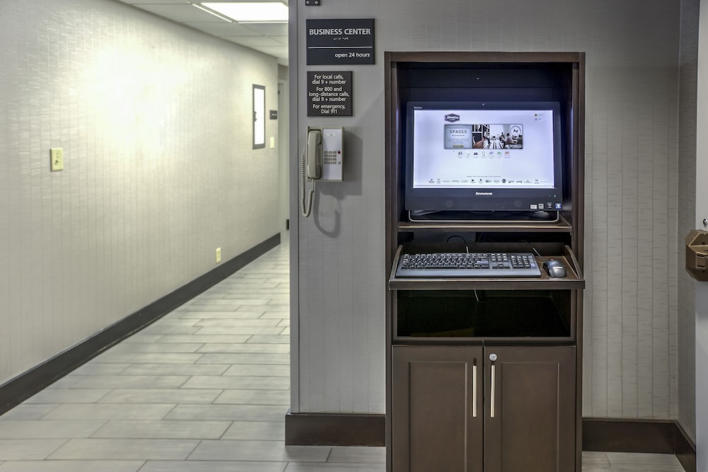 Hampton Inn Tampa International Airport Westshore - photo 51