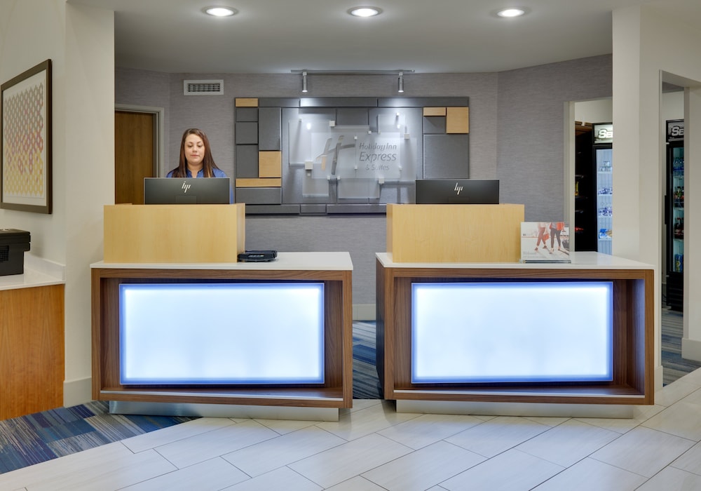 Holiday Inn Express Hotel & Suites Scottsbluff Gering by IHG - photo 35