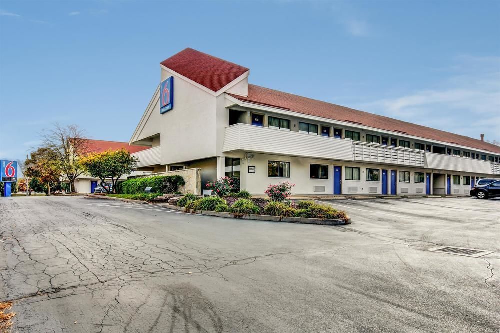 Red Roof Inn Bridgeton - photo 21
