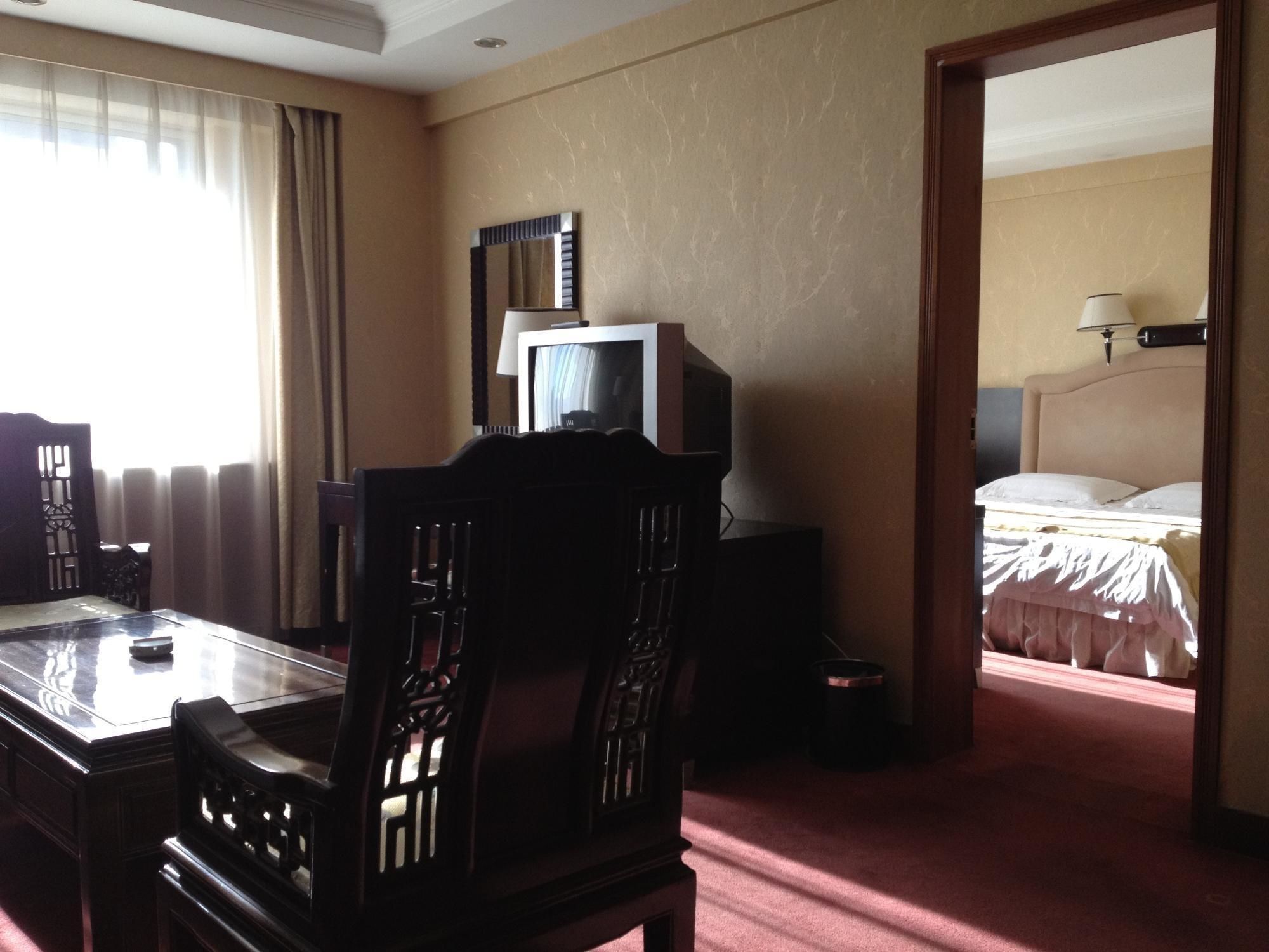 Chengde Plaza - carbon neutral hotel in Chengde