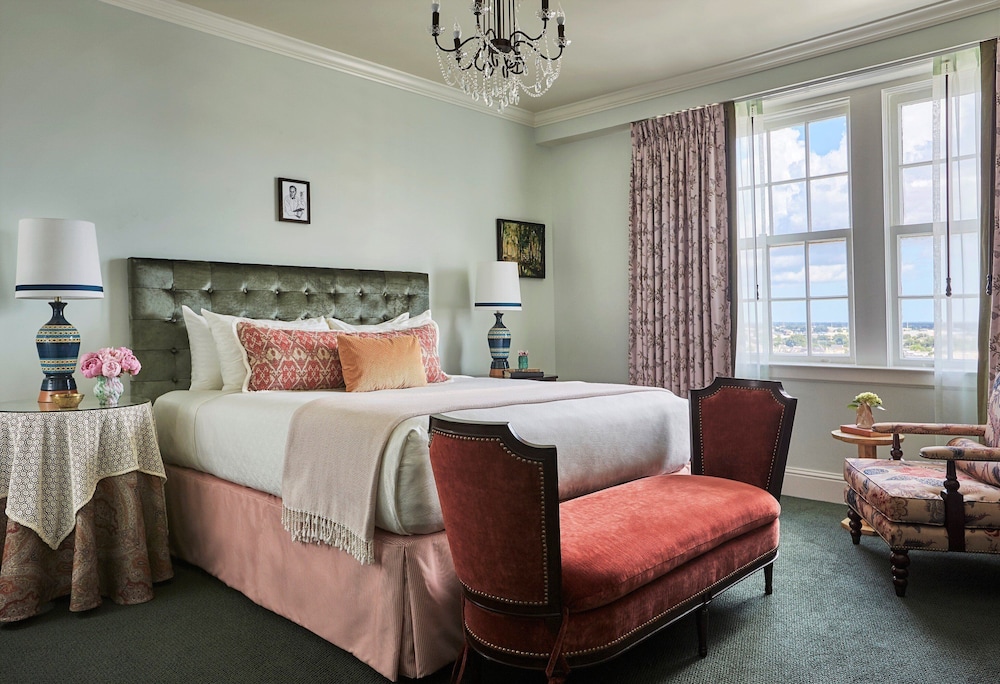 The Pontchartrain Hotel - photo 23