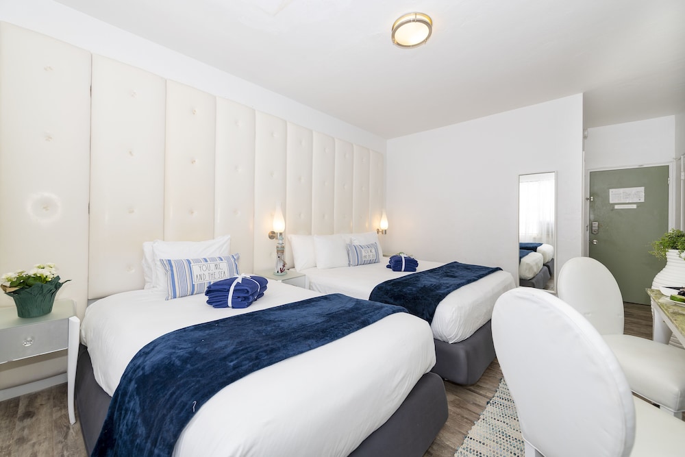 Norman's Hotel and Dining - photo 15