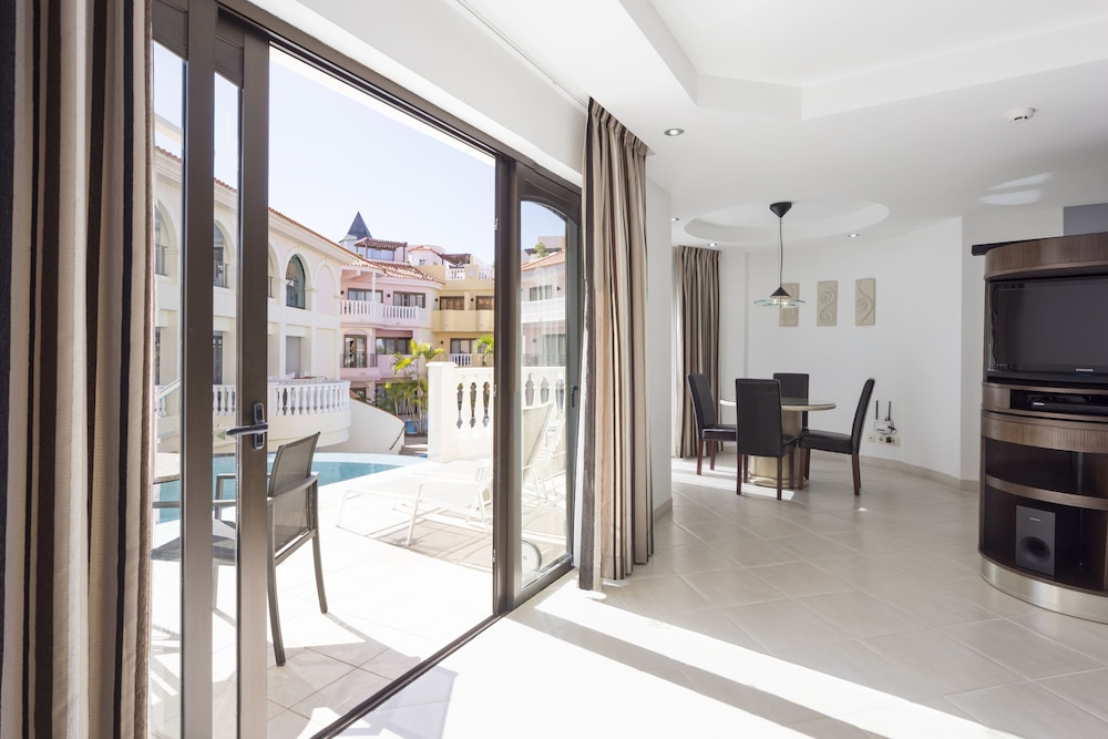 Atlas Tenerife Residence Resort — 5-Star Luxury Hotel in Arona, Spain