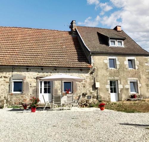 Maison conviviale à Bagnols avec terrasse et jardin — 4-Star Luxury Hotel in Bagnols-Sur-Ceze, France