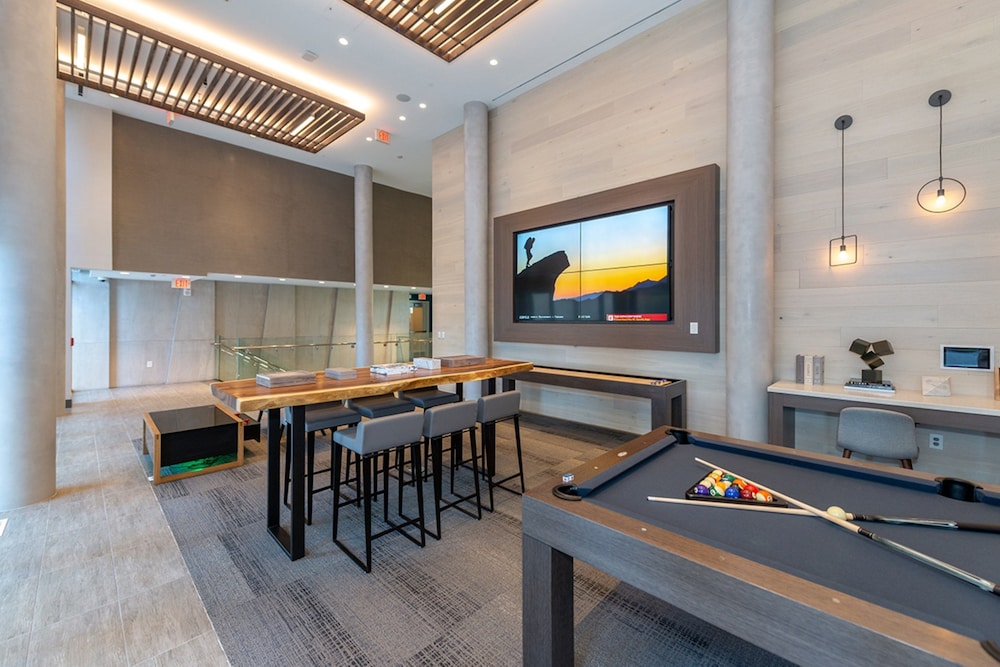 Global Luxury Suites Crystal City - photo 113