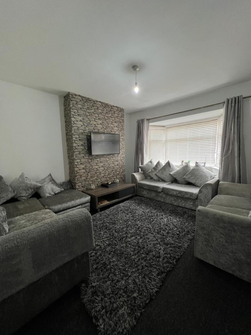 Luxproperties - last minute hotel in Birmingham
