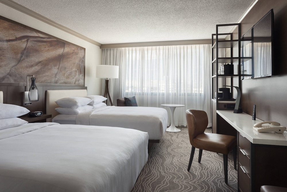 Marriott Tampa Westshore - photo 11