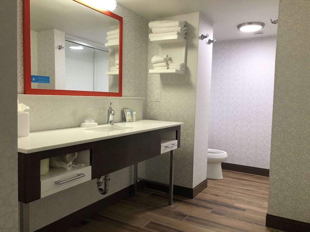 Hampton Inn El Dorado - photo 18