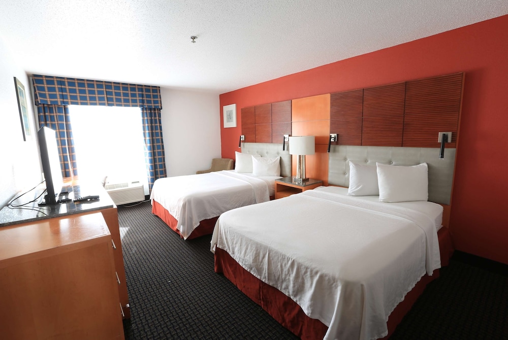 Days Inn by Wyndham Calumet Park - featured photo