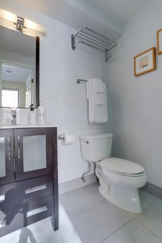 DuPont Place Boutique Inn - photo 81