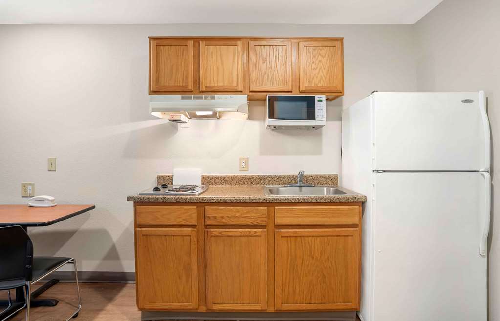 Extended Stay America Select Suites Gulfport - photo 16