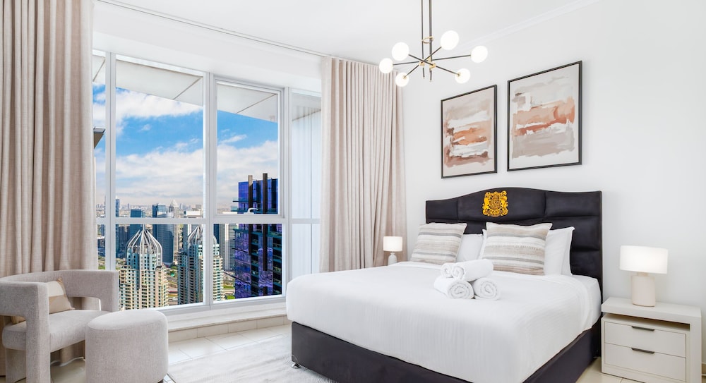 LUX The Marina View Suite 2 — 4-Star Luxury Hotel in Dubai, United Arab Emirates