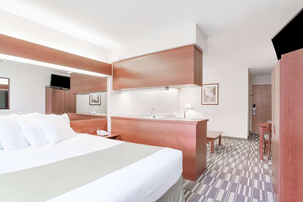 Microtel Inn & Suites by Wyndham Olean Allegany - photo 6