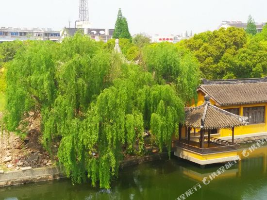 Xingfuyuan Inn - carbon neutral hotel in Jiashan