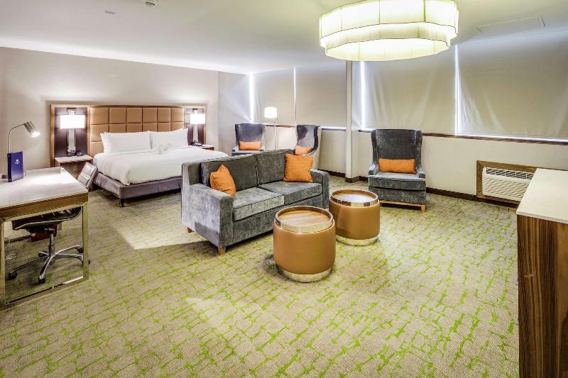 DoubleTree by Hilton Huntington - photo 24