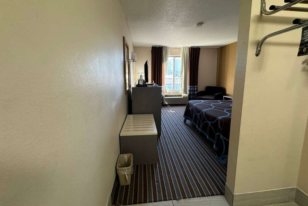 Super 8 by Wyndham Columbia Clark Lane - photo 10