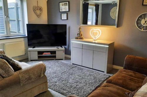New Modern Home from Home 3 bedrooms 2.5 bath — 4-Star Luxury Hotel in Plymouth, United Kingdom