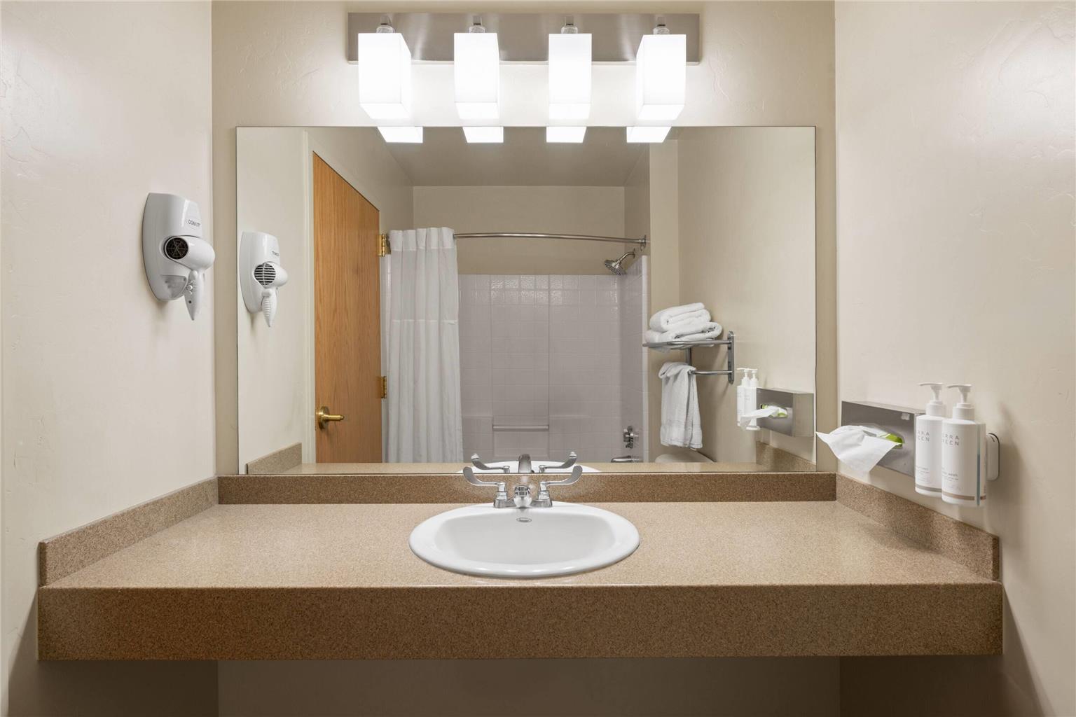 Days Inn by Wyndham Chino Valley - photo 15