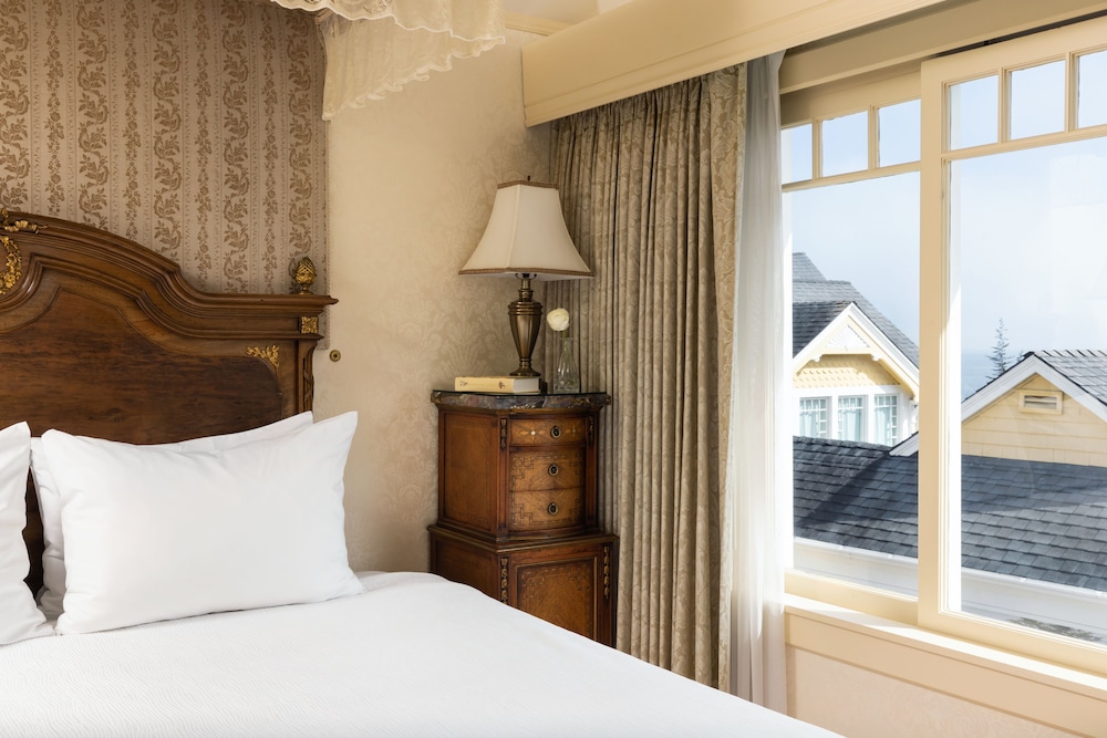 Seven Gables Inn on Monterey Bay A Kirkwood Collection Hotel - photo 47