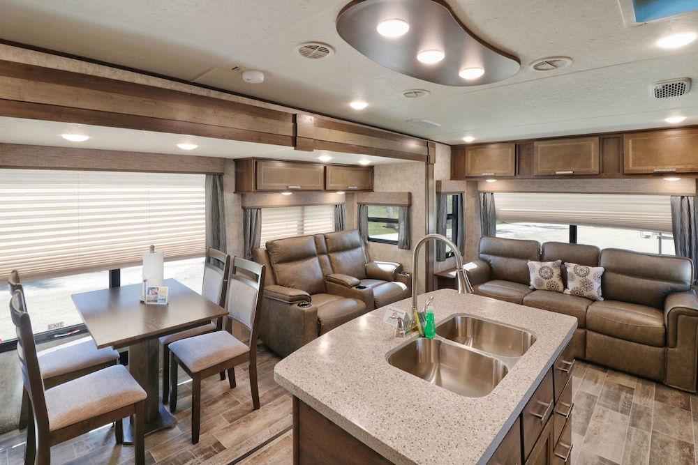 Sunshine Key RV Resort & Marina - photo 20