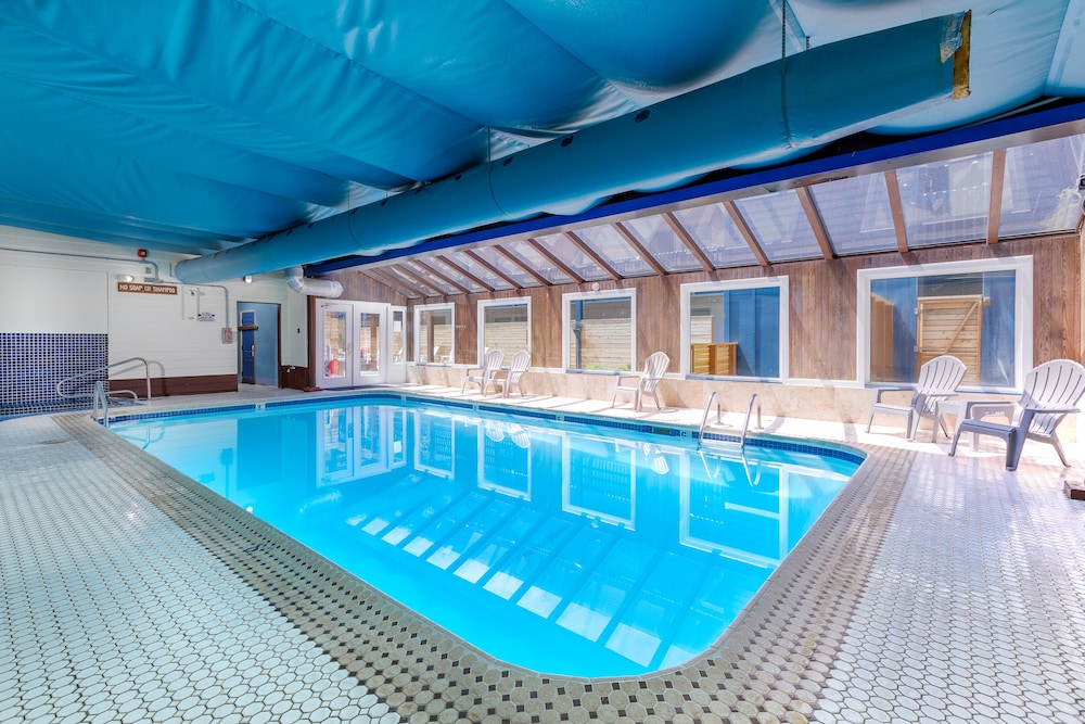 Surfland Hotel - photo 33