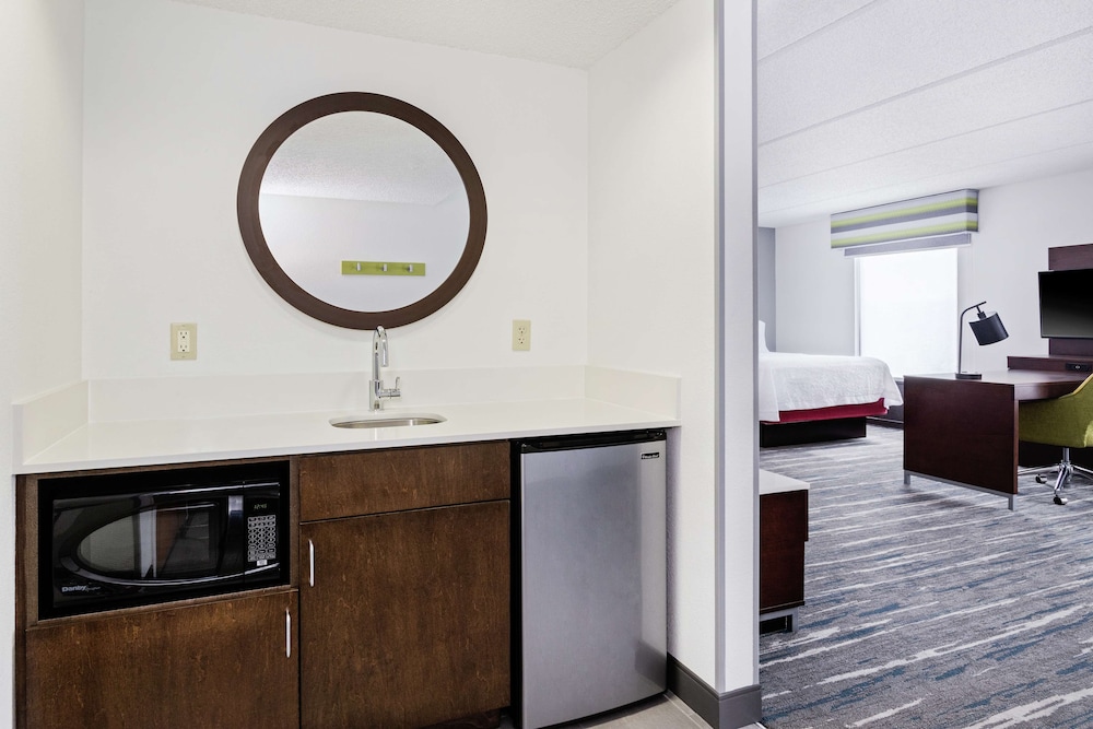 Hampton Inn & Suites Orlando Intl Dr N - photo 25