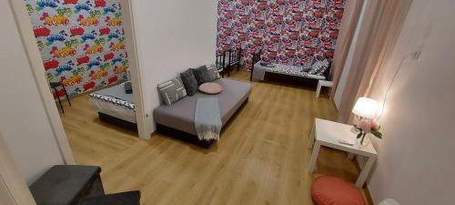 London Fog Apartment in the Party District — 4-Star Luxury Hotel in Budapest, Hungary