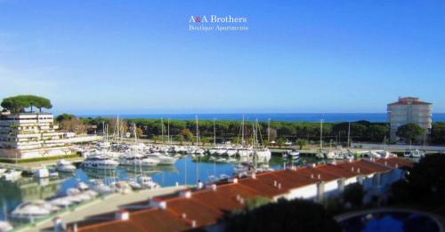 A&A Brothers Boutique The Suites Apartments — 4-Star Luxury Hotel in Castell-Platja D'aro, Spain