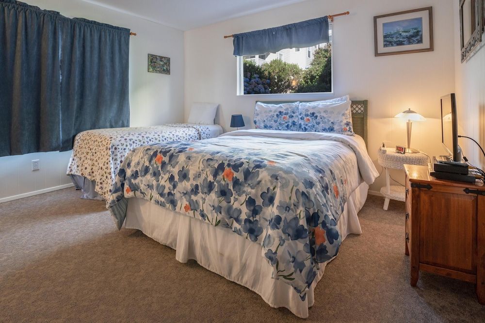 The Seaview - photo 18
