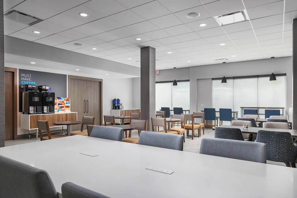 Candlewood Suites Chattanooga Hamilton Place by IHG - photo 32