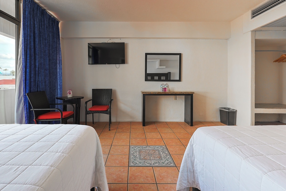 Hotel Delfin Puerto Vallarta