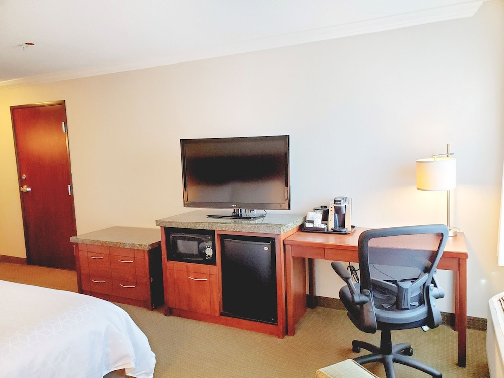 Holiday Inn Express Hotel & Suites Portland NW Downtown by IHG - photo 25